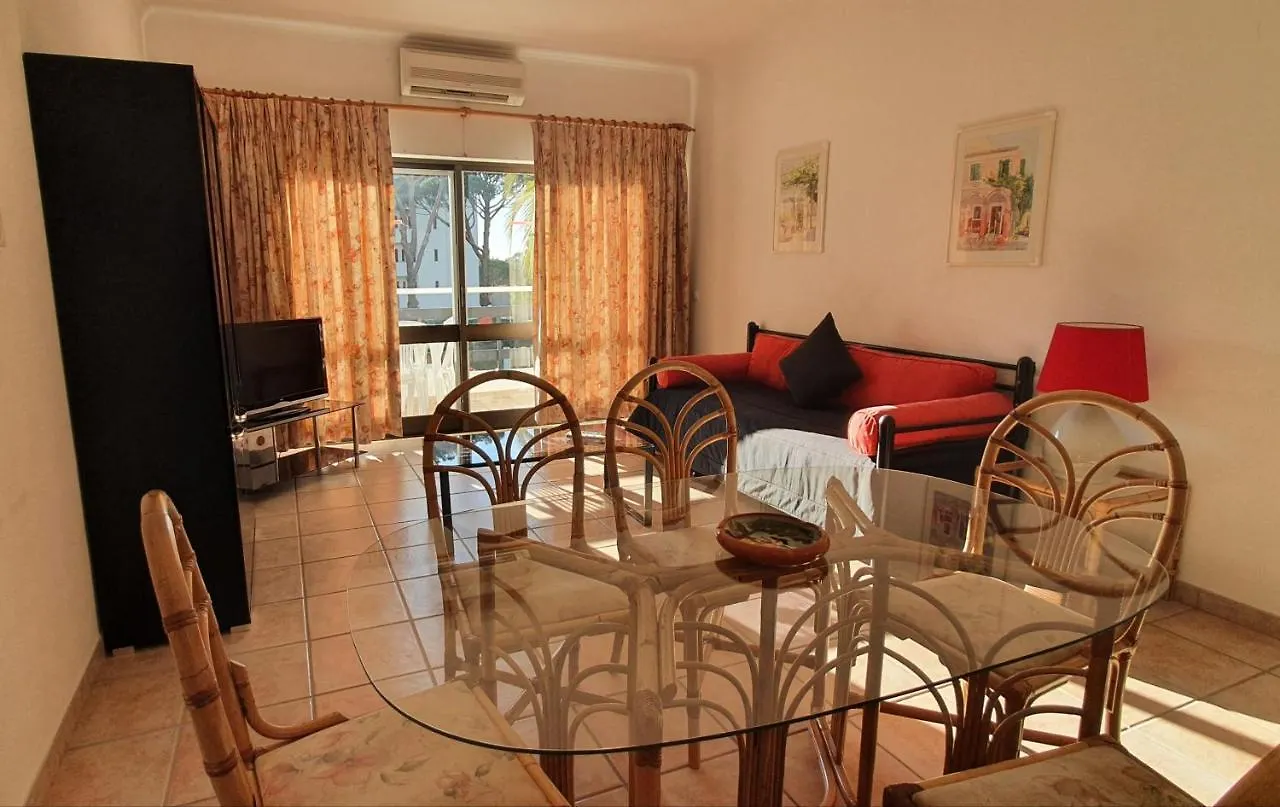 Apartamentos Mar-Bel Sol Vilamoura 0*,  Portugal